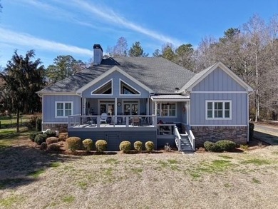 Lake Sinclair Home For Sale in Milledgeville Georgia