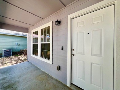 Charming coastal home nestled on a quiet cut-de-sac in the - photo 3