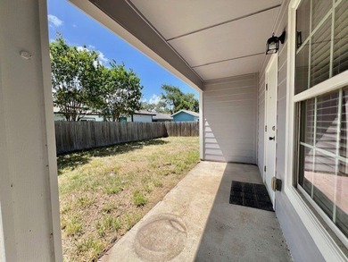 Charming coastal home nestled on a quiet cut-de-sac in the - photo 4