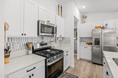 Welcome to this thoughtfully designed 3 bedroom, 2 bathroom - photo 9
