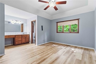 Fantastic opportunity in a prime Bella Vista location! This - photo 19