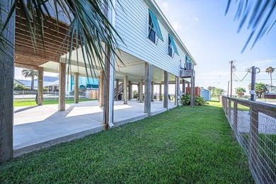 Coastal Bayview Retreat - Fully Furnished & Turnkey Experience - photo 4
