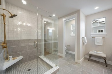 Newly constructed residence offers a thoughtfully designed - photo 26