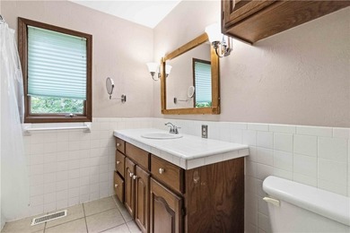 Fantastic opportunity in a prime Bella Vista location! This - photo 33