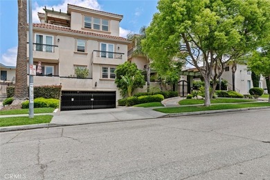 Prime location in Glendale! Beautiful and spacious TownHouse - photo 3