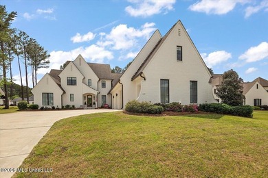 Stunning home with scenic views of 18th hole on Reunion's - photo 2
