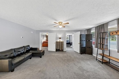 Located in the heart of downtown Acworth, this unique and - photo 6