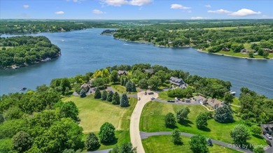 An extraordinary chance to own one of the most desirable - photo 6