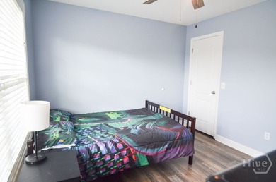 NEW PRICE! Welcome home to this beautifully updated 4-bedroom - photo 11