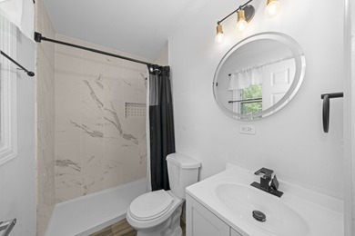 If you're looking for an affordable, move in ready home in Lake - photo 12