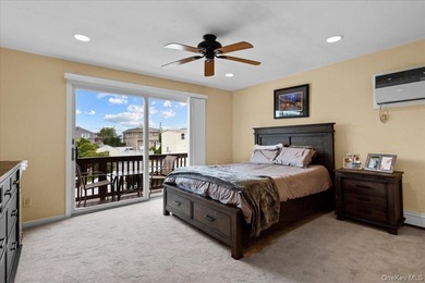 Waterfront Living in the Heart of Bellmore! Welcome to this - photo 16