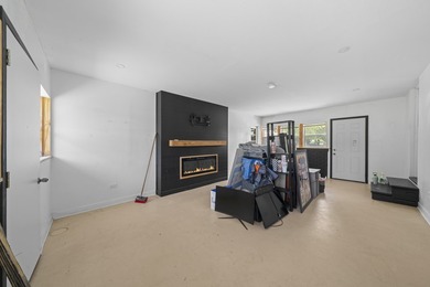 If you're looking for an affordable, move in ready home in Lake - photo 18