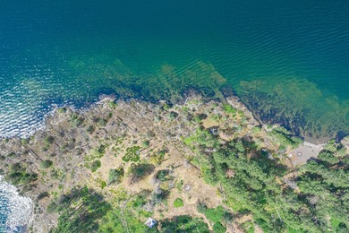 Welcome to historic Cottage Island, a picturesque retreat - photo 25