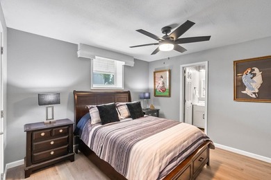 Here is an opportunity to own an absolutely amazing property - photo 9