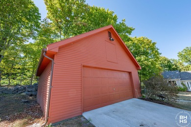 Immaculately updated historic home in the heart of Essex. Step - photo 42