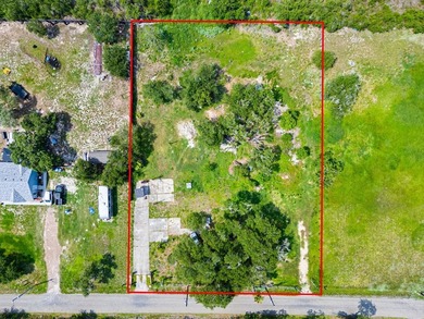 Acreage, privacy, and location! It doesn't get much better than - photo 2