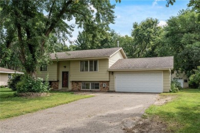 Markley Lake Home Sale Pending in Prior Lake Minnesota