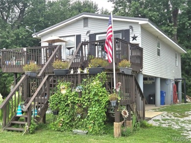 Lake Home Sale Pending in Unincorporated, Missouri