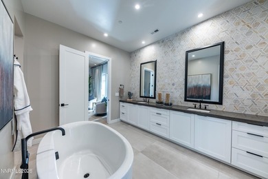 Penthouse Villa with beautiful North-facing views of Peavine - photo 15