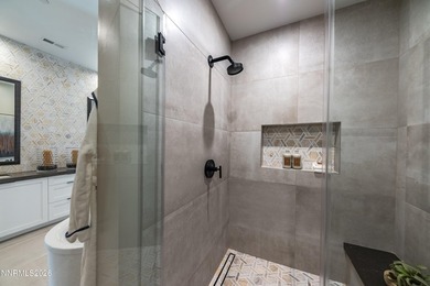 Penthouse Villa with beautiful North-facing views of Peavine - photo 16
