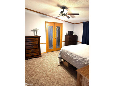 Experience Panoramic lake front views with second tier pricing - photo 18