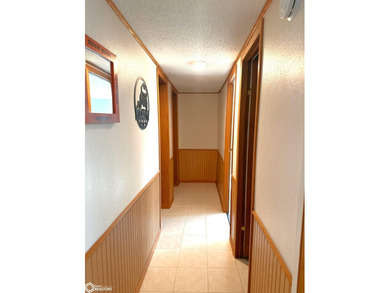 Experience Panoramic lake front views with second tier pricing - photo 21