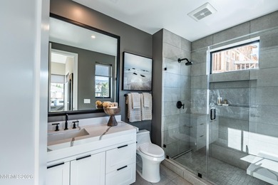 Penthouse Villa with beautiful North-facing views of Peavine - photo 21
