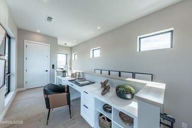 Penthouse Villa with beautiful North-facing views of Peavine - photo 23