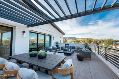 Penthouse Villa with beautiful North-facing views of Peavine - photo 29