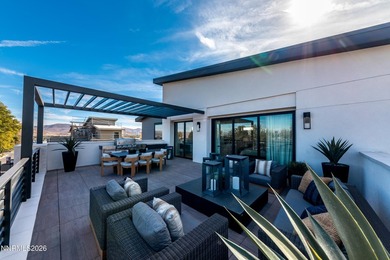 Penthouse Villa with beautiful North-facing views of Peavine - photo 30