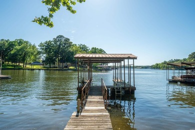 Tucked away on a large 1-acre waterfront lot, this fully - photo 6