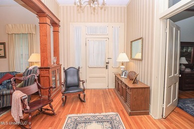 Escape to your own private retreat. This 3 bedroom 2 bathroom - photo 49