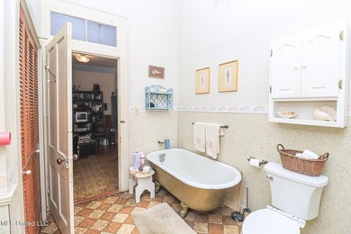 Escape to your own private retreat. This 3 bedroom 2 bathroom - photo 55