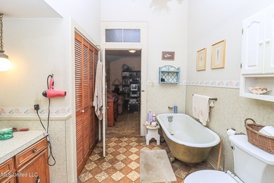 Escape to your own private retreat. This 3 bedroom 2 bathroom - photo 56