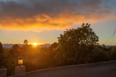 Knoll top estate boasts panoramic views! Wheelchair - photo 10