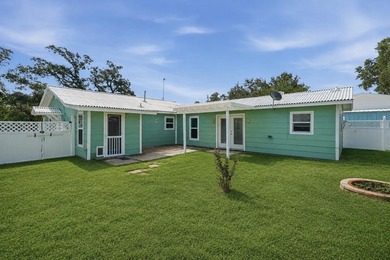 Welcome to 809 N Kossuth, a completely updated and remodeled 3 - photo 21