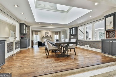 Welcome to this Smokerise Estate, where timeless elegance meets - photo 22