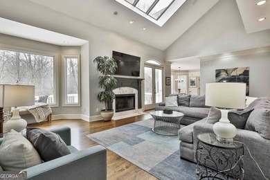 Welcome to this Smokerise Estate, where timeless elegance meets - photo 30