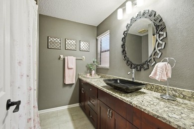 Welcome to this beautiful Palm Harbor pool home, offering over 1 - photo 31