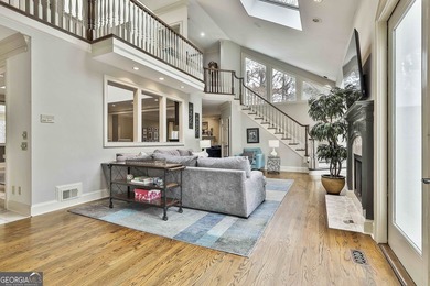 Welcome to this Smokerise Estate, where timeless elegance meets - photo 32