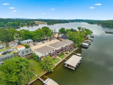Welcome to Lake Hamilton in Hot Springs, just in time for - photo 1