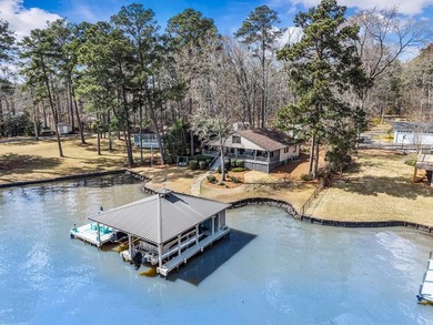 Lake Sinclair Home For Sale in Milledgeville Georgia