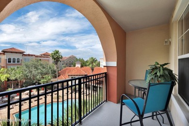 Discover urban living at its finest in this top-floor - photo 2