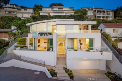 Perched high in the exclusive Temple Hills enclave of Laguna - photo 1
