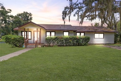 Little Lake Henderson Home For Sale in Inverness Florida