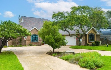 Rockport Country Club custom home offering exceptional space - photo 3