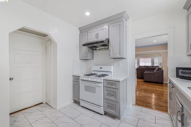 Welcome to 6007 San Pablo Avenue; a well-located 3-bedroom - photo 14
