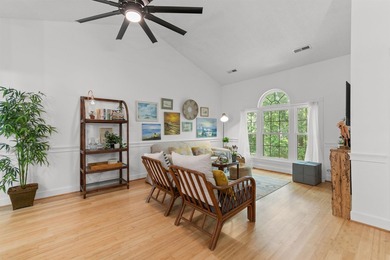 CHECK OUT THIS AMAZING UNIT on ARROWHEAD GOLF COURSE IN - photo 18