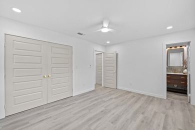 Coastal living, rebuilt with intentional design and quality - photo 18