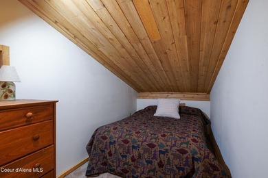 Year-round Coolin cabin perfectly positioned for adventure and - photo 20